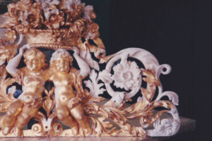 Golden frame restoration