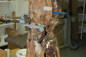 Pair of cherubs restoration