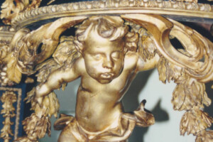 Italian console restoration