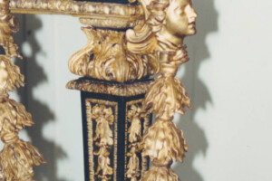 Italian console restoration